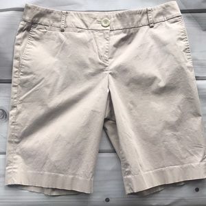 Loft size 8 Bermuda shorts nwot
